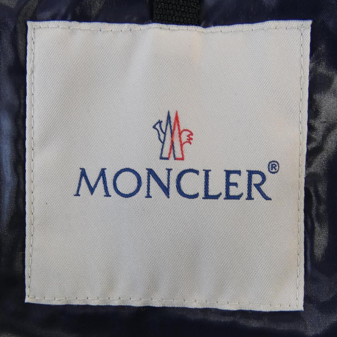 モンクレール MONCLER