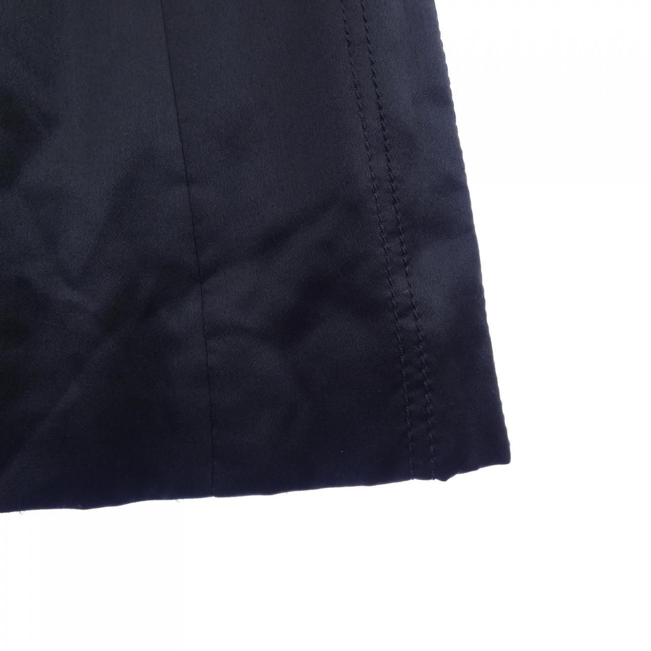 P57263V14874 スカート