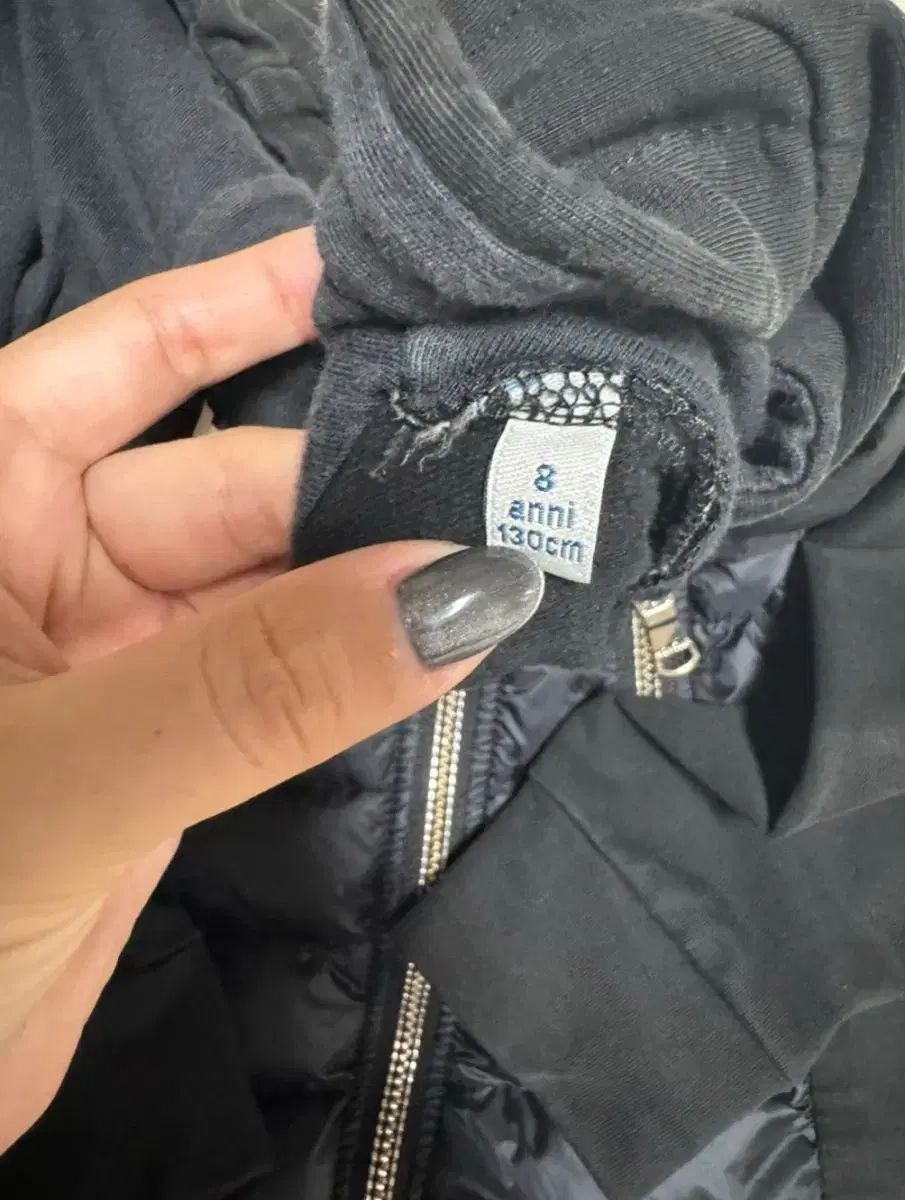 モンクレール キッズ ダウン フードジップアップ ハーフパンツ セット バーバリー 半袖