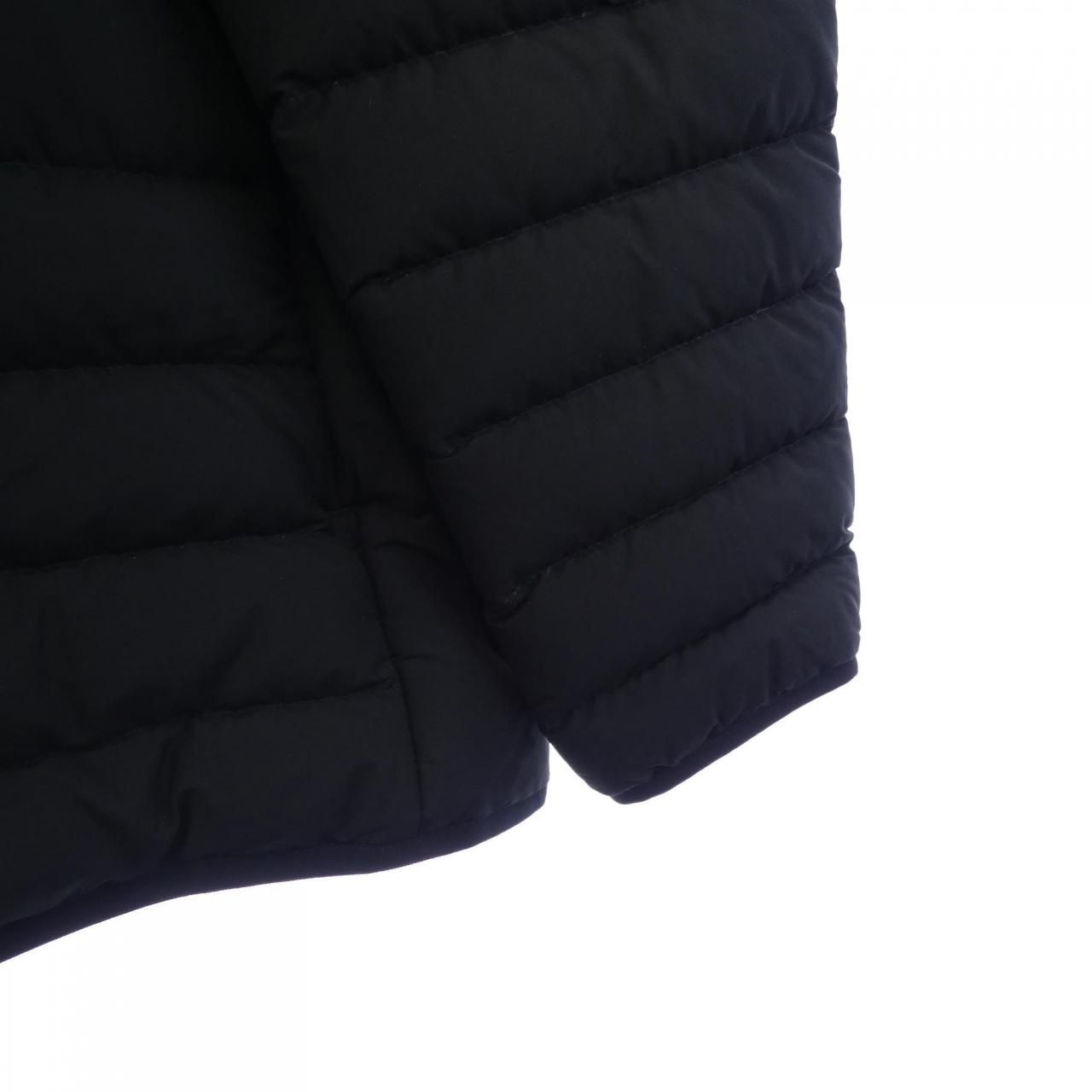 751542725 ダウンジャケット