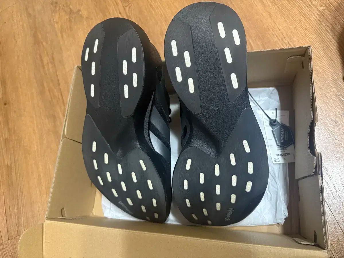  アディゼロ エボ SL コアブラック 285 その他 靴