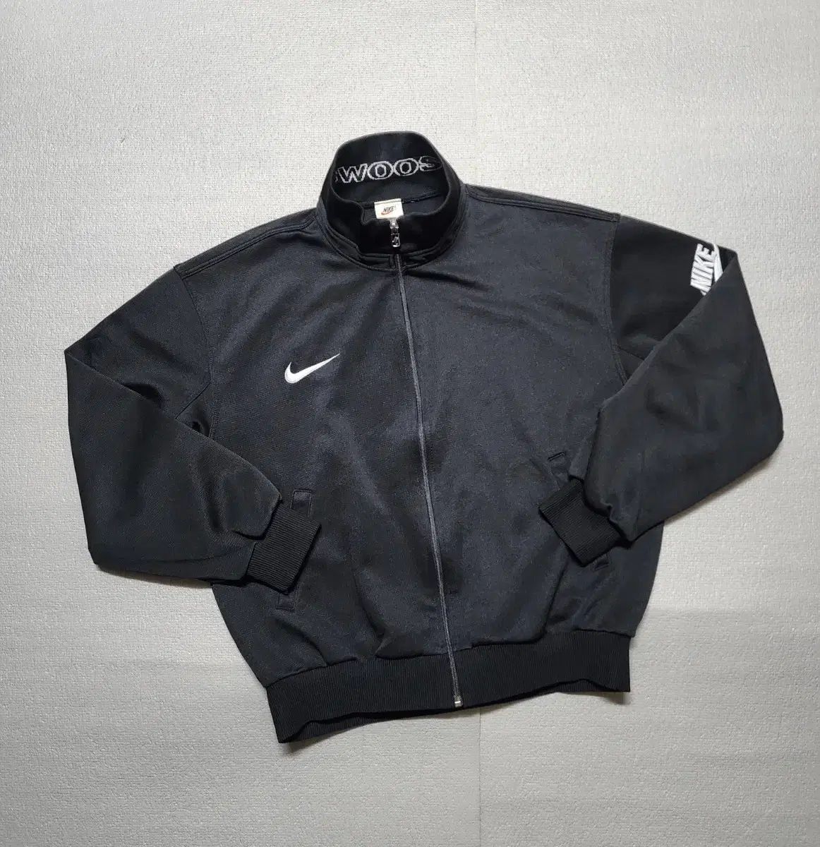 ナイキ 日本版 90s スクール スウッシュ ジャージ