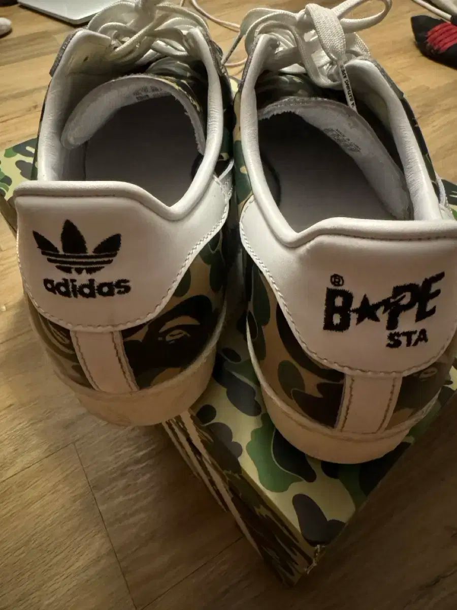  アディダス x アベイシングエイプ SuperStar 80 s カモフラ 290 スニーカー 靴