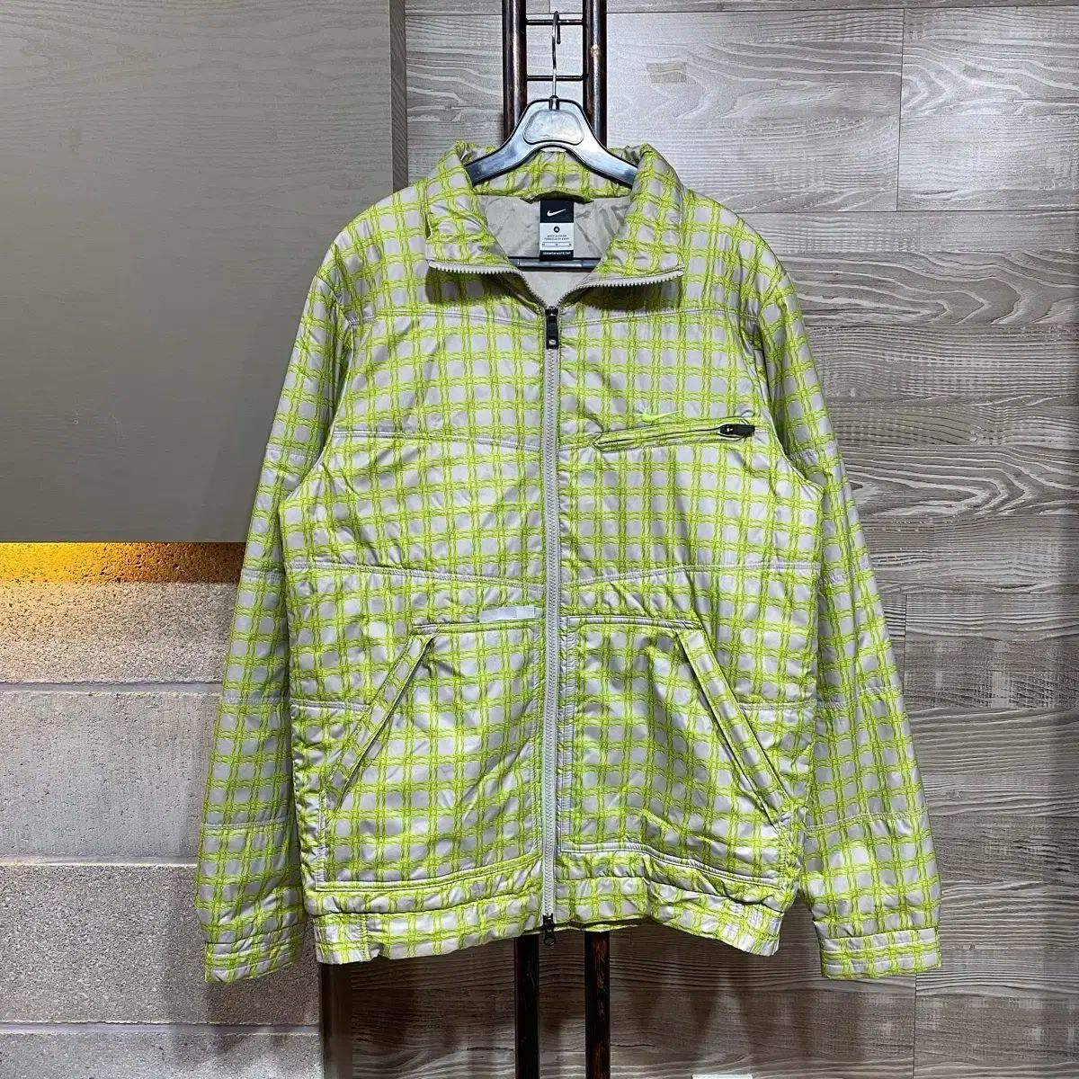 ナイキ ネオン ダウンジャケット M-L np205 パーカ ジャケット