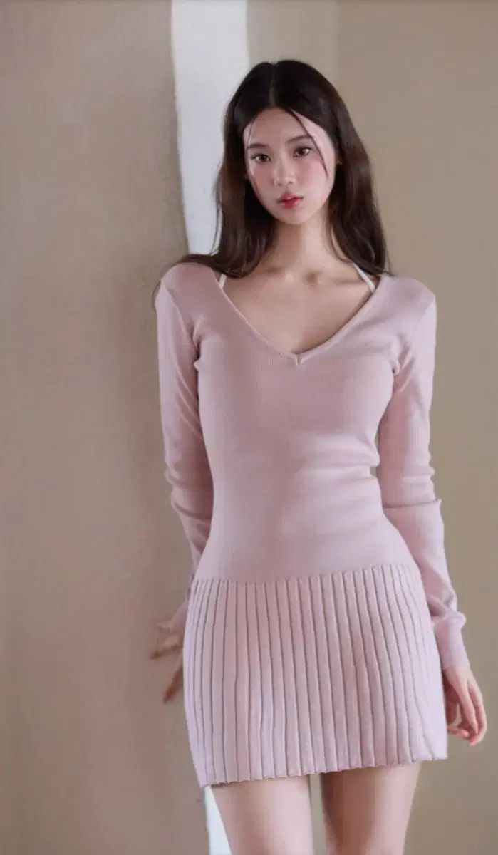 カインダミ Vネック プリーツ ONE PIECE フリーサイズ