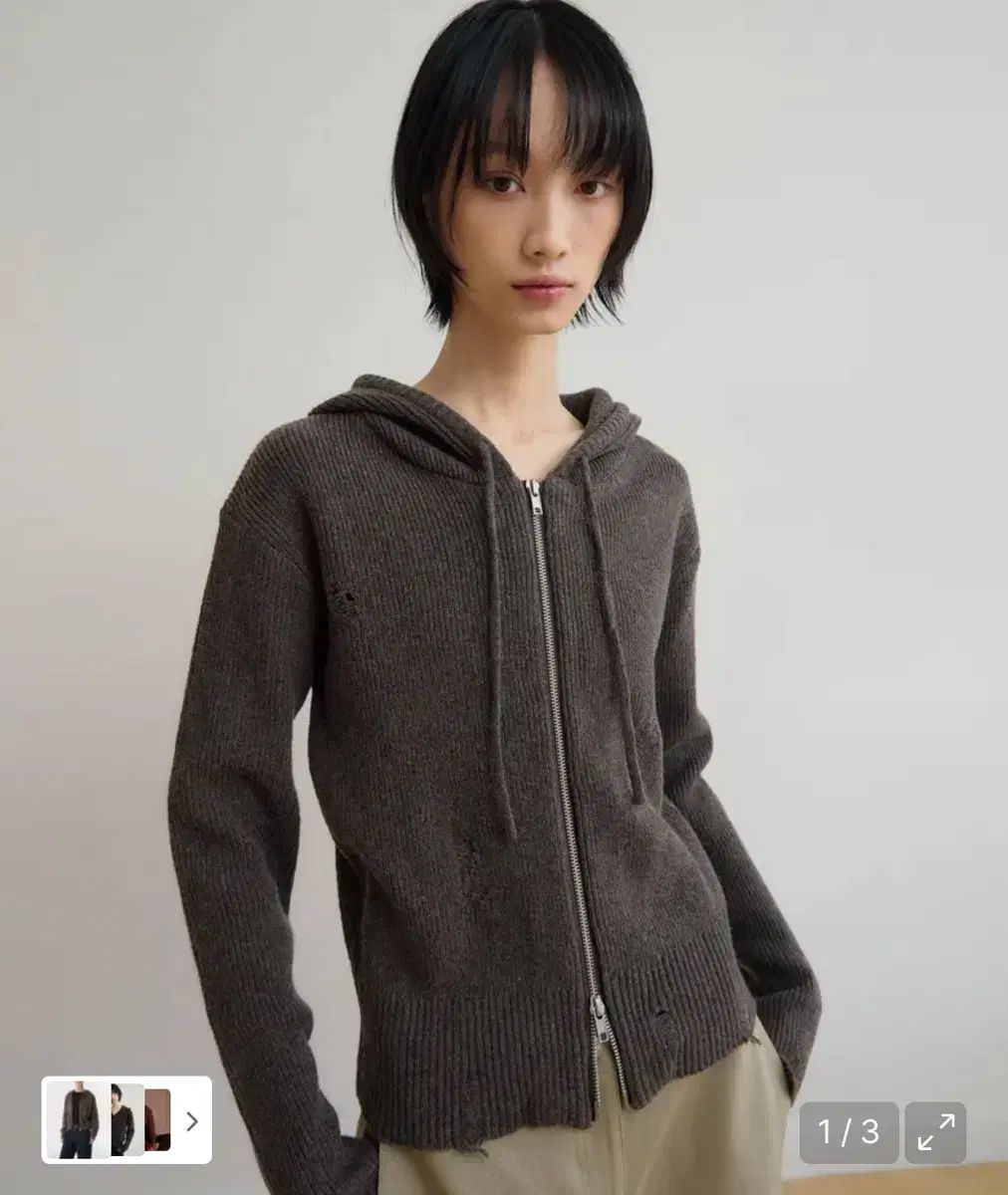 シスエ ニット フードジップアップ ブラウン