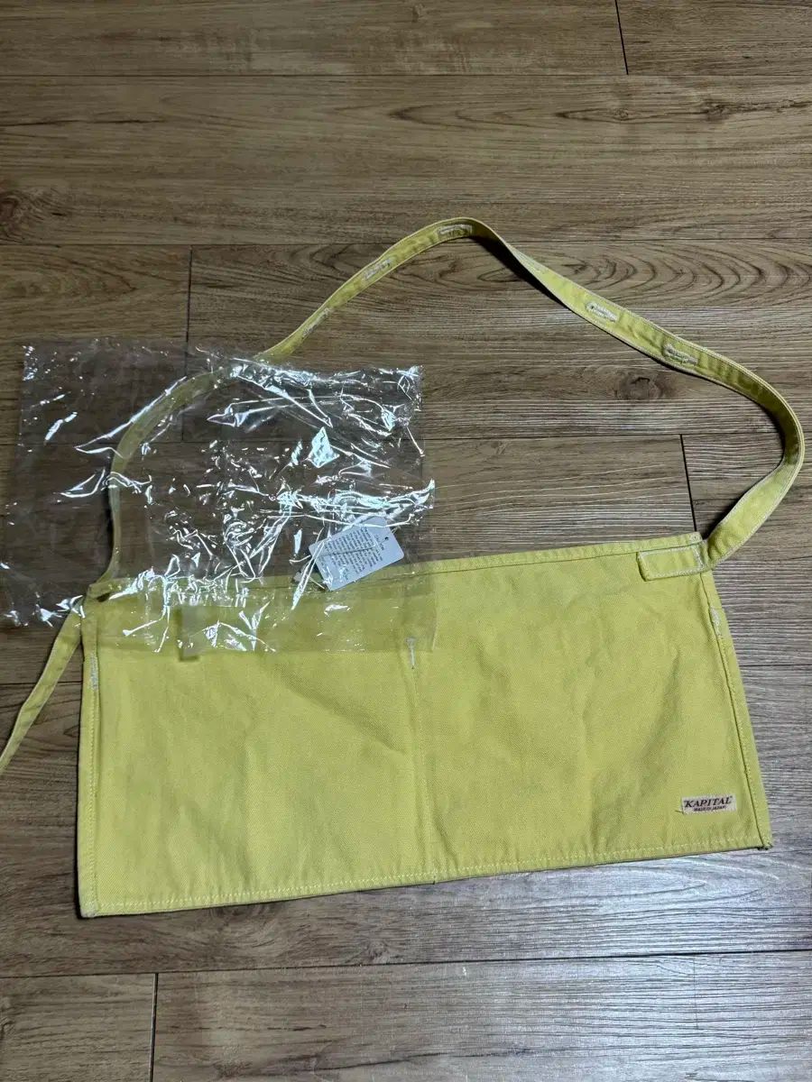 F KAPITAL キャピタル エプロン ライト イェロー