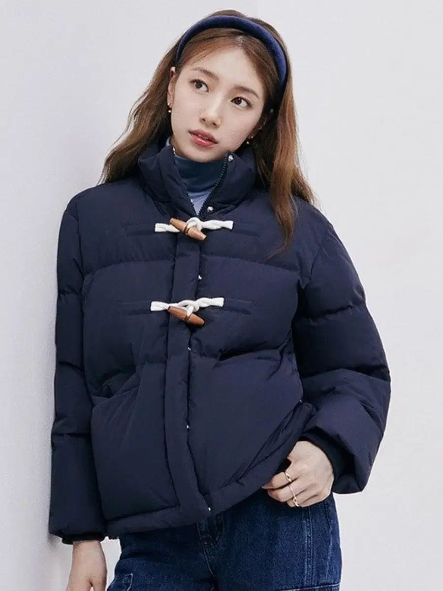 スジ GUESS ダウン ダッフルダウン xs