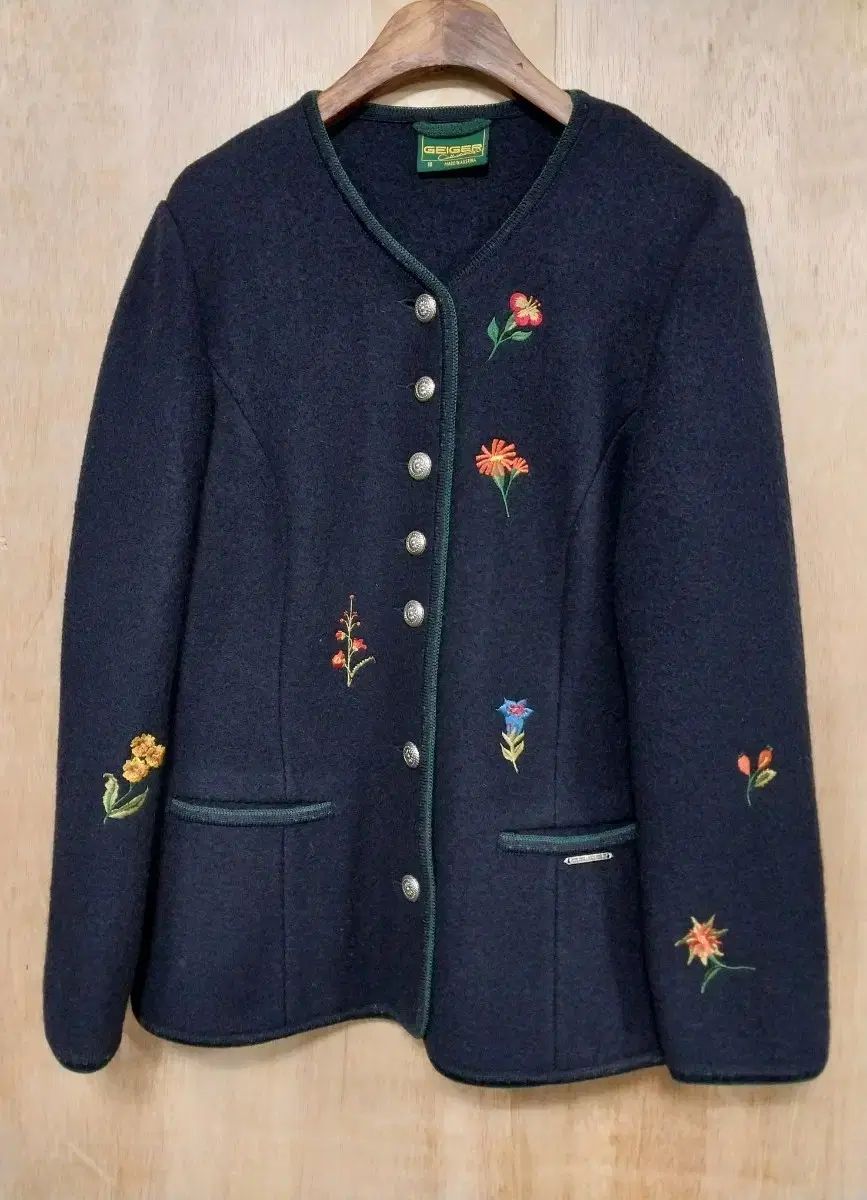 GEIGER 花 刺繍 ウール カーディガン