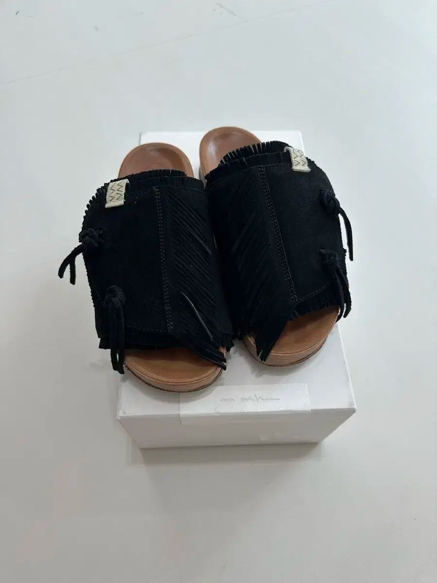 M ビズビム チュール クリスト ブラック