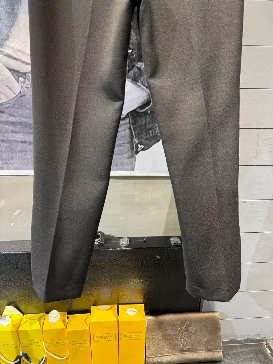 js NEW YORK レタリング 当日発송 裾 スリット レタリング セミ ウール ズボン s サイズ DECORATOM_COM_BR