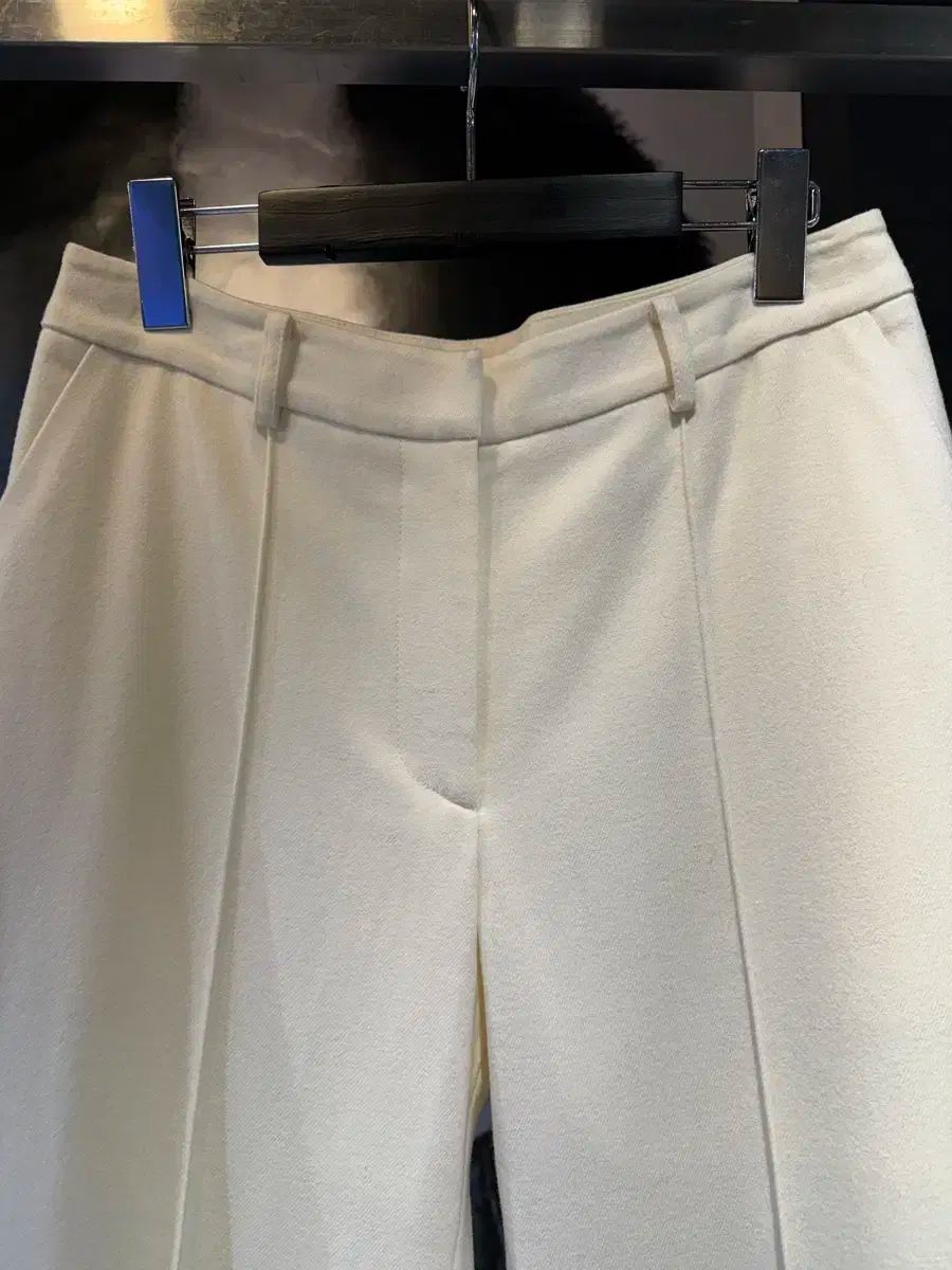 ワイドパンツ M