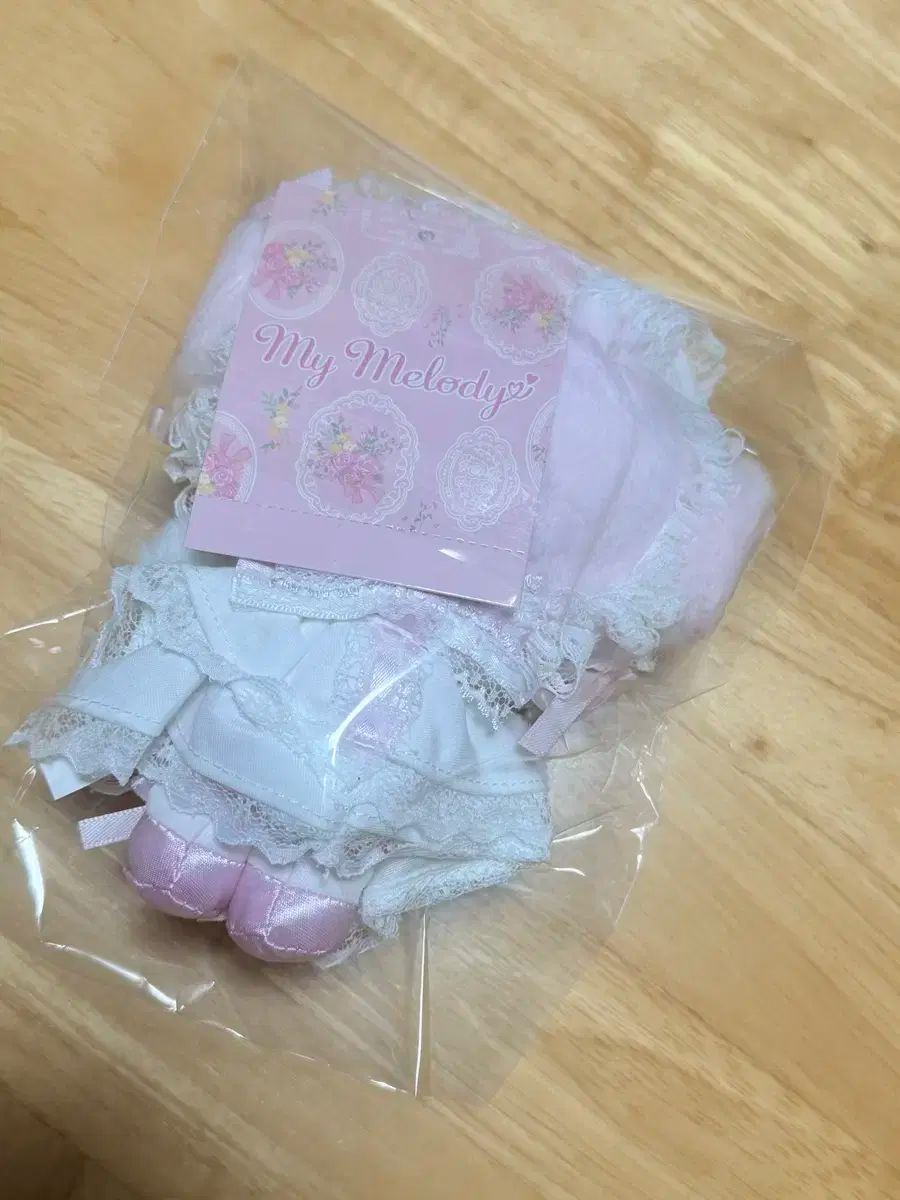 白フリル My Melody キーホルダー