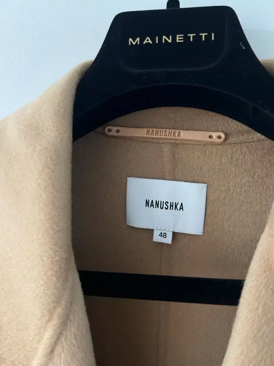 ナヌシュカ セミオーバーサイズ ダブル コート