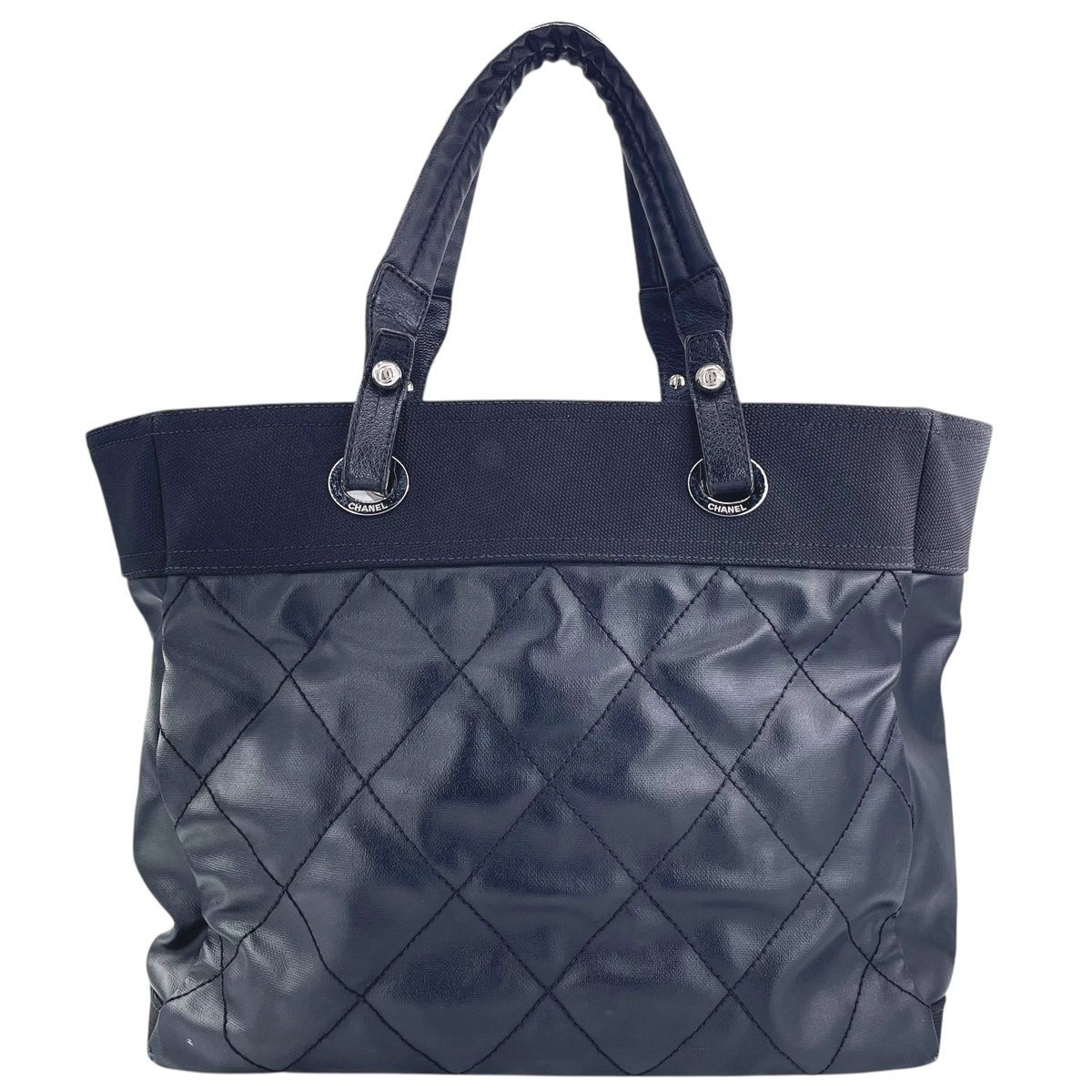 CHANEL シャネル パリビアリッツMM トートバッグ 黒 18番台 シルバー金具 ココマーク ナイロン チャーム ポーチ レディース 25023531 MK