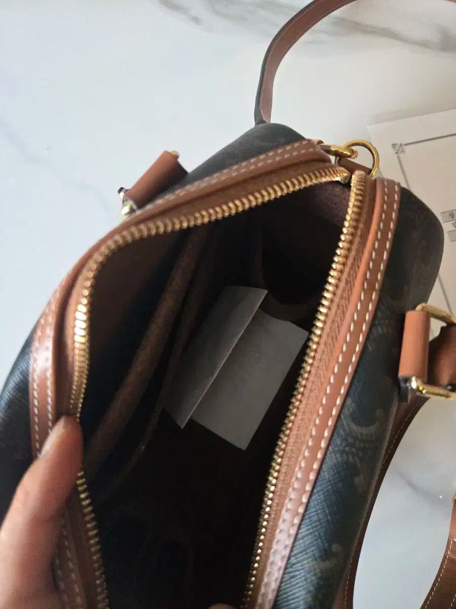 Celine セリーヌ ボストン ミニ クロスバック