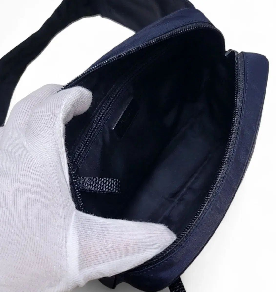 ベルトバッグ ヒップバッグ