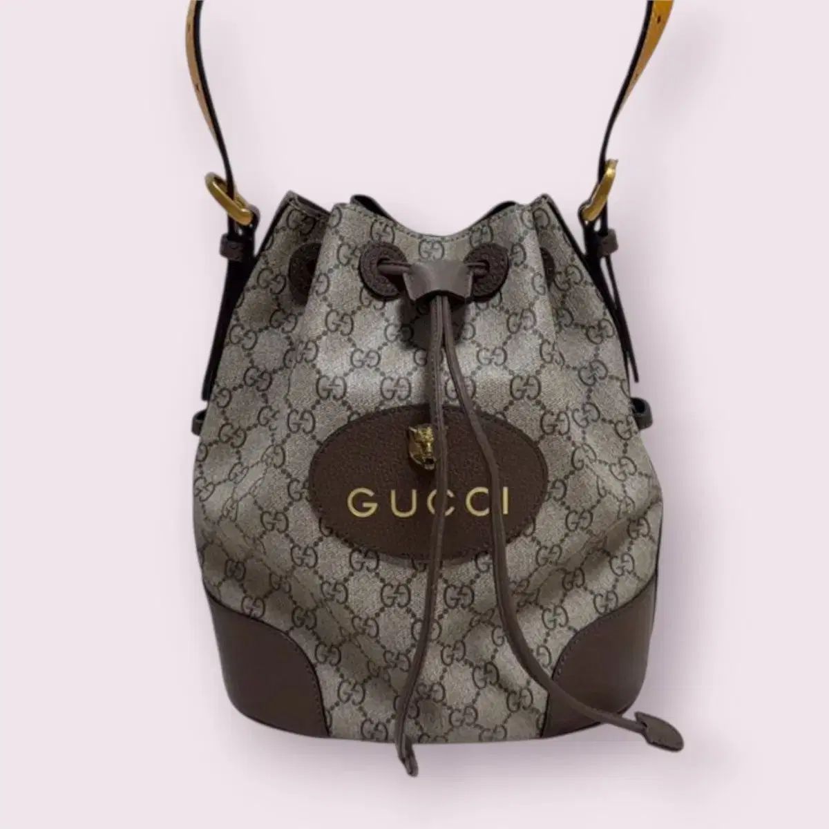 グッチ GG ロゴ シャーリング バケット バッグ