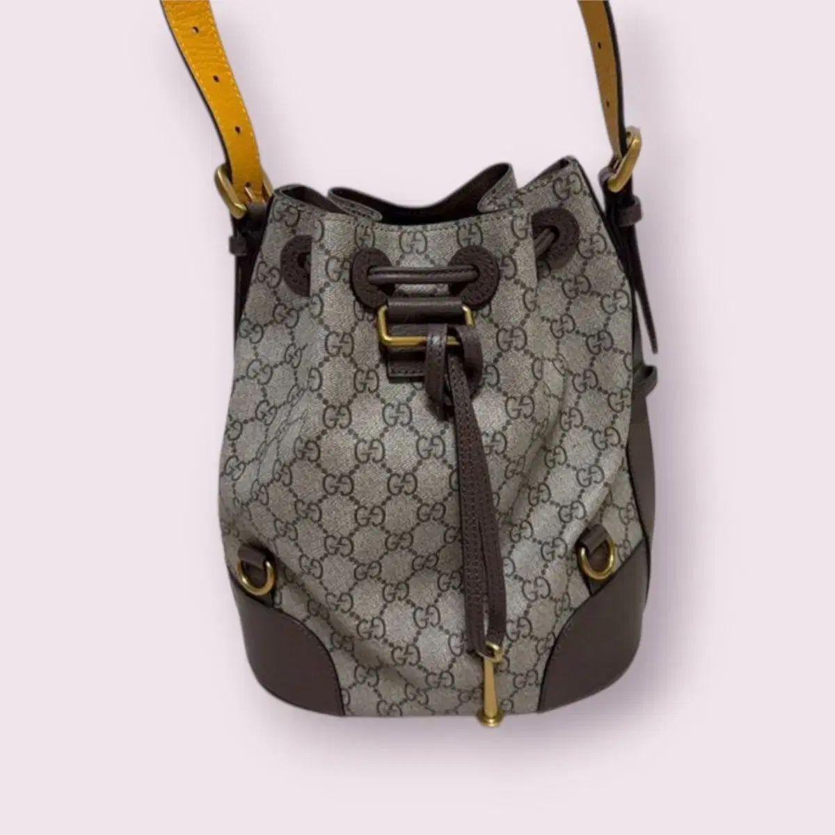 グッチ GG ロゴ シャーリング バケット バッグ DECORATOM_COM_BR