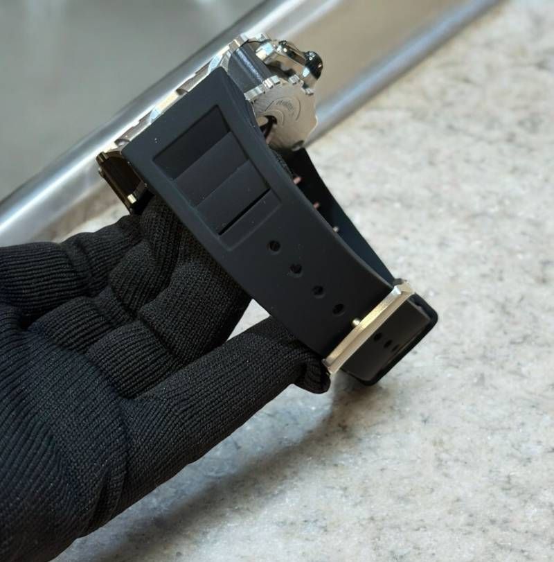 シルバーブラック 別注強化型シルバーバックルモデル AppleWatc用 カスタム カバーケース 保護 46 アップルウォッチ series10 series11 ラバーバンド ベルト WWW_OPDRERGINERDOGAN_COM