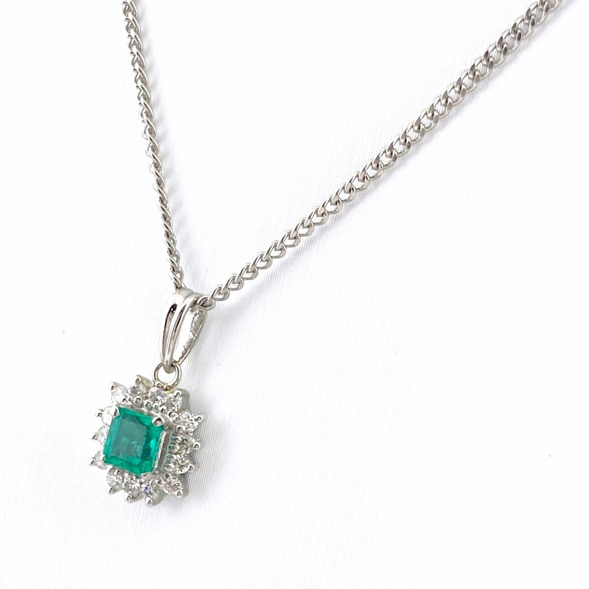 エメラルド デザインネックレス プラチナ ペンダント メレダイヤ ダイヤモンド ネックレス Pt900 Pt850 エメラルド レディース