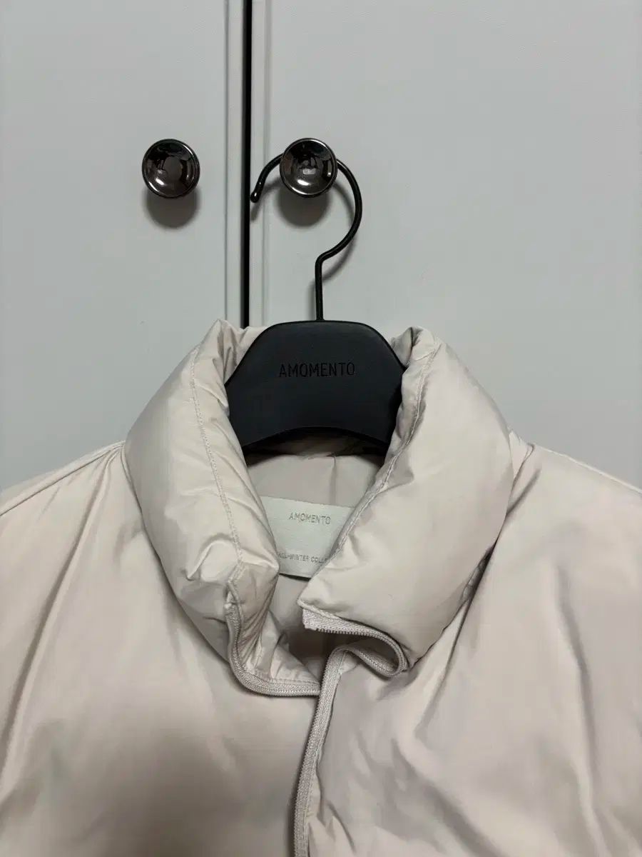 アモーメント ダウン パファー エクリュ