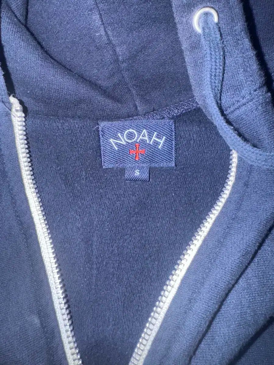 Noah フードジップアップ ネイビー