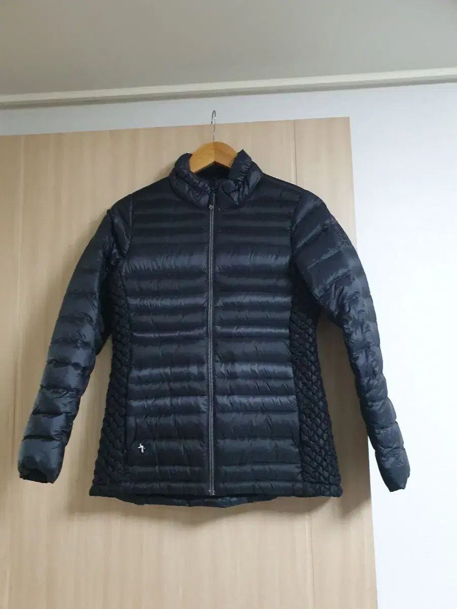 BLACK YAK ブラックヤク 軽量ダウン