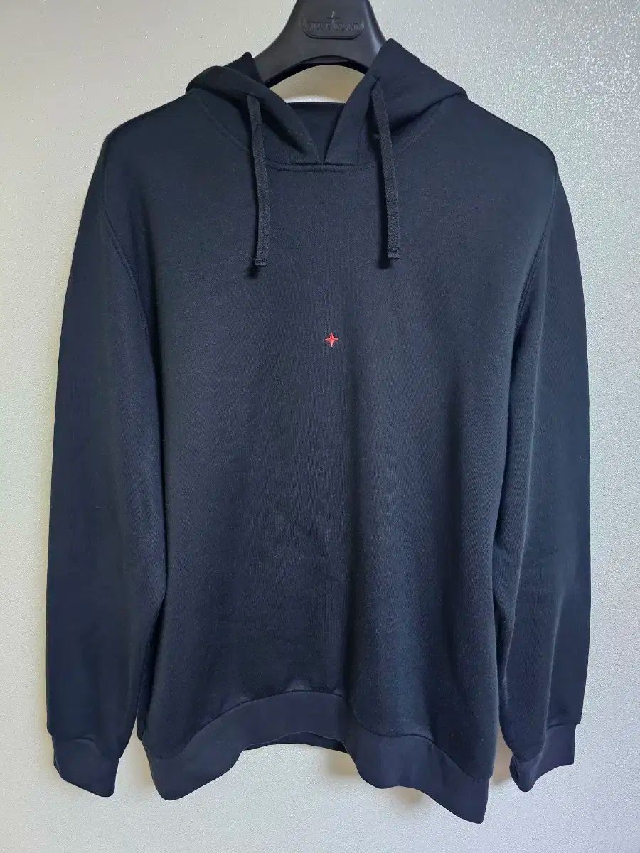 ストーンアイランド マリナ フーディー