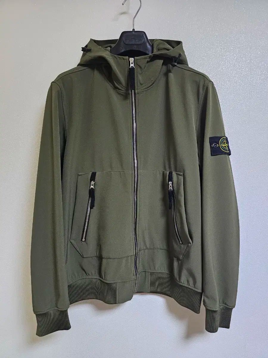 ストーンアイランド ソフトシェル