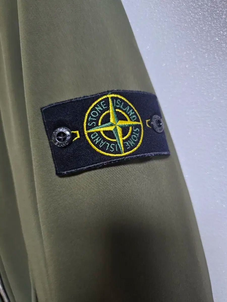 ストーンアイランド ソフトシェル