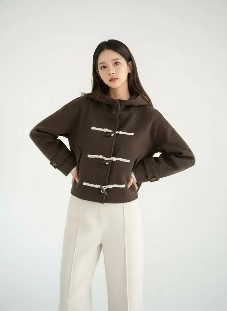 ブラウン トグルボタン WHO ショートコート