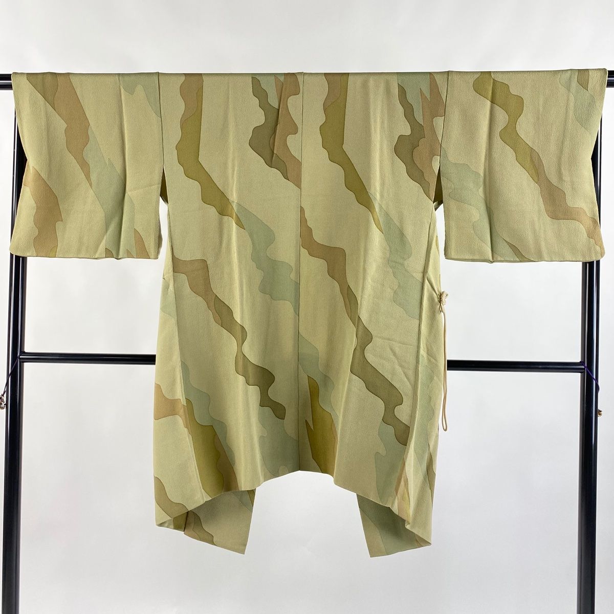 道中着 身丈98cm 裄丈67cm M 和装コート 幾何学 縮緬 薄緑 正絹