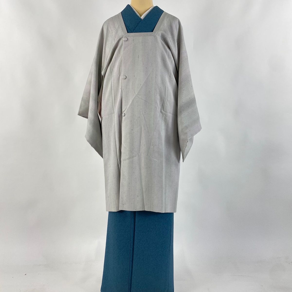 道行 身丈101cm 裄丈65.5cm M 紬地 和装コート 角衿 縦ぼかしつ 灰色 正絹