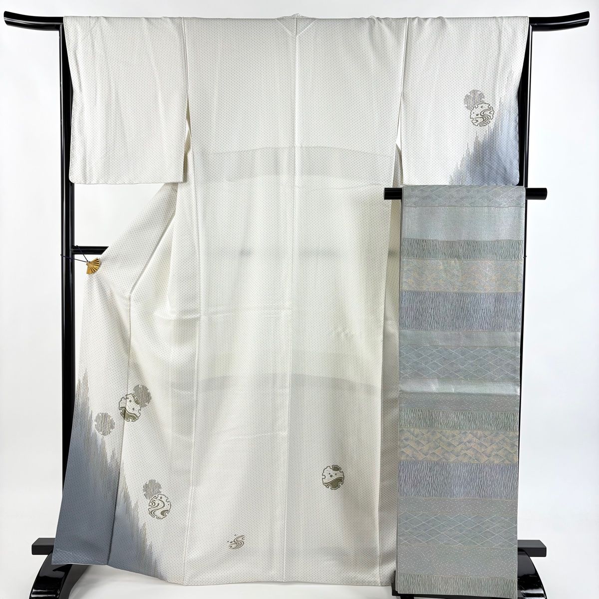 付下げ 身丈165.5cm 裄丈66cm M 袷 袋帯セット 雪輪 流水 金彩 ぼかし クリーム 正絹