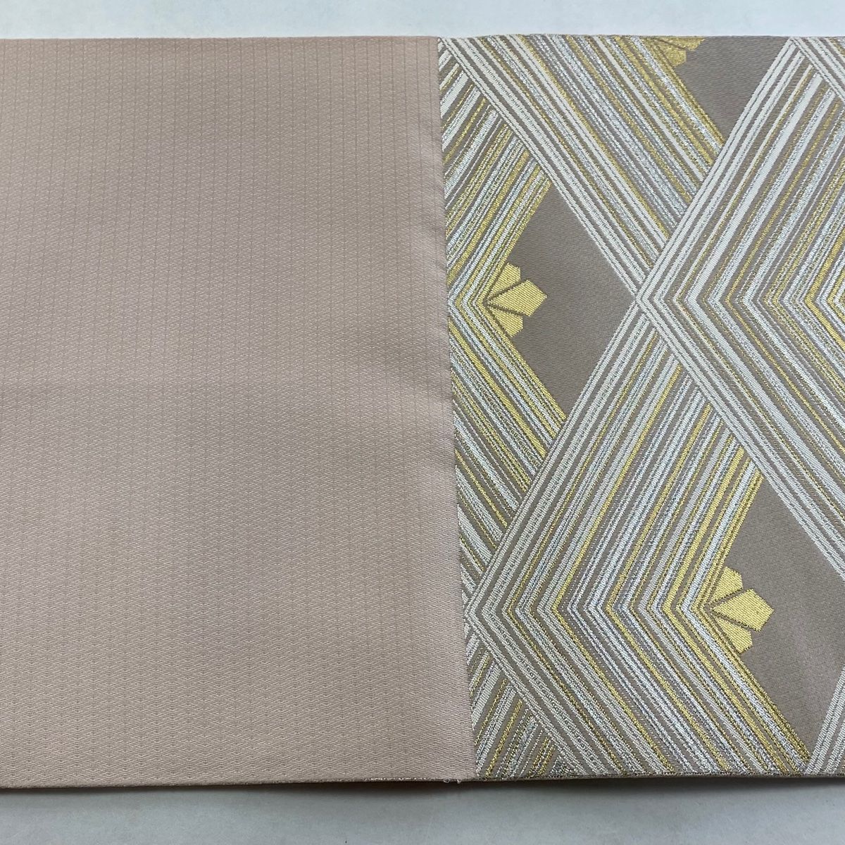 ピンクベージュ 六通