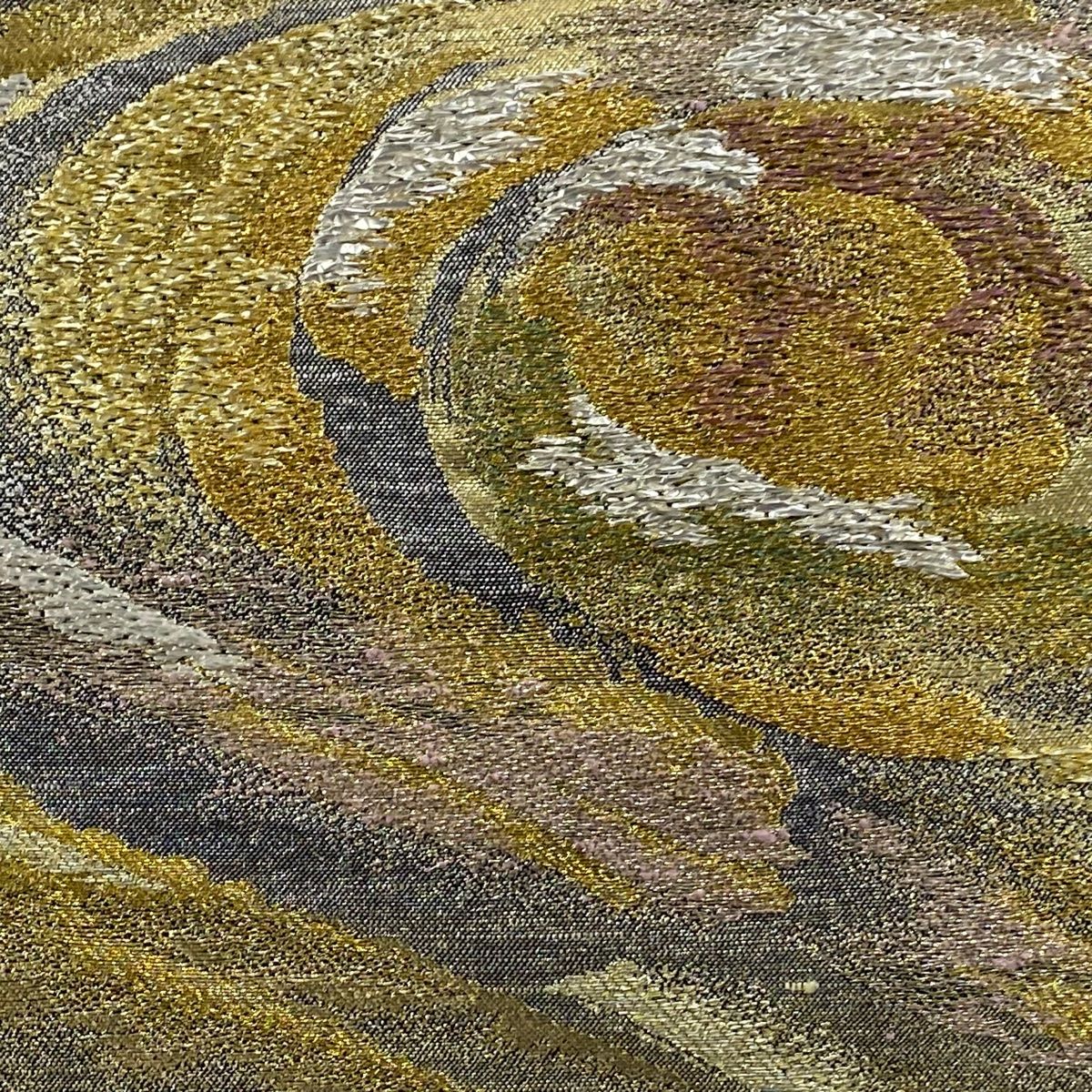 袋帯 秀品 渦巻き 金糸 箔 灰色 六通 正絹