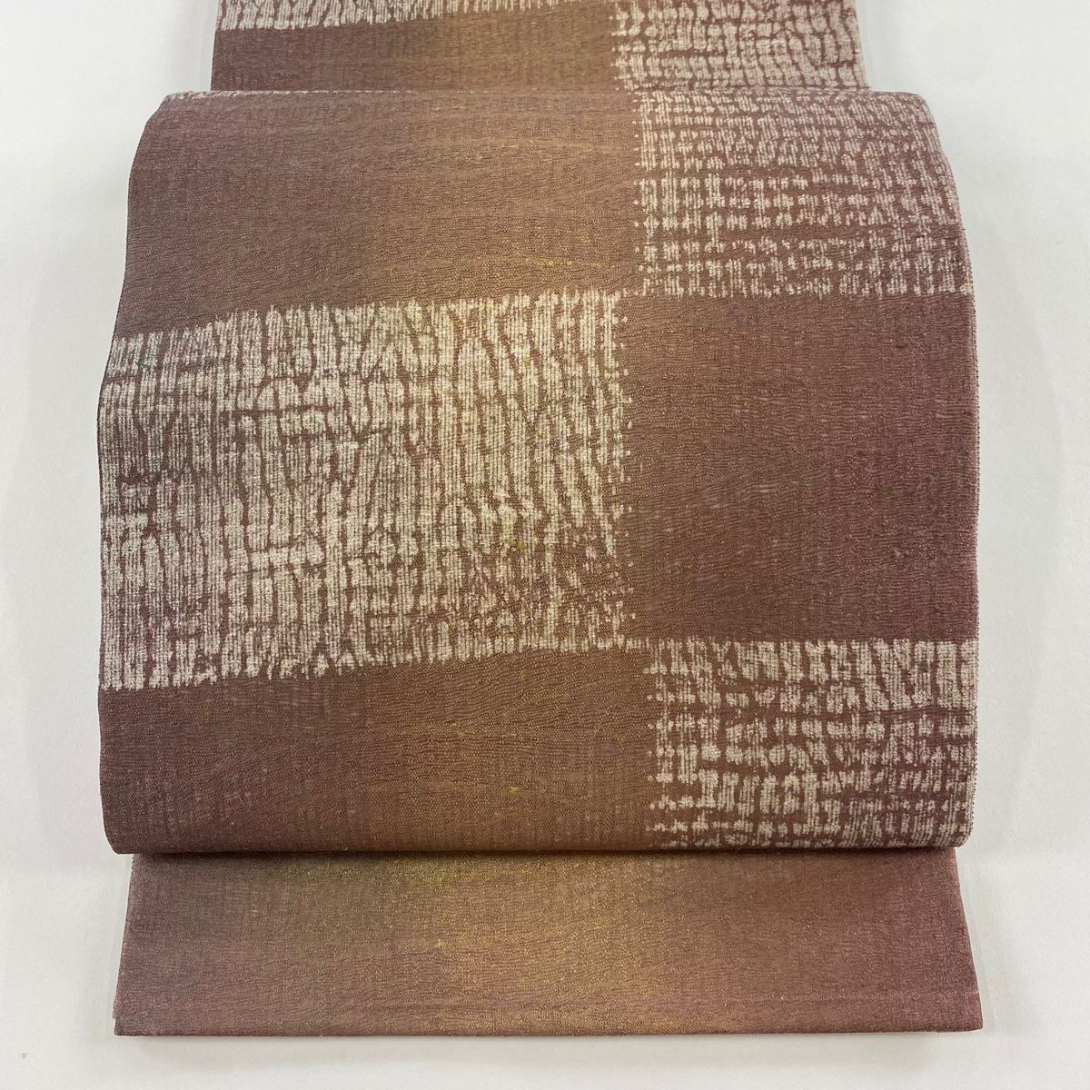 袋帯 秀品 変わり市松 幾何学模様 金彩 ぼかし 小豆色 正絹