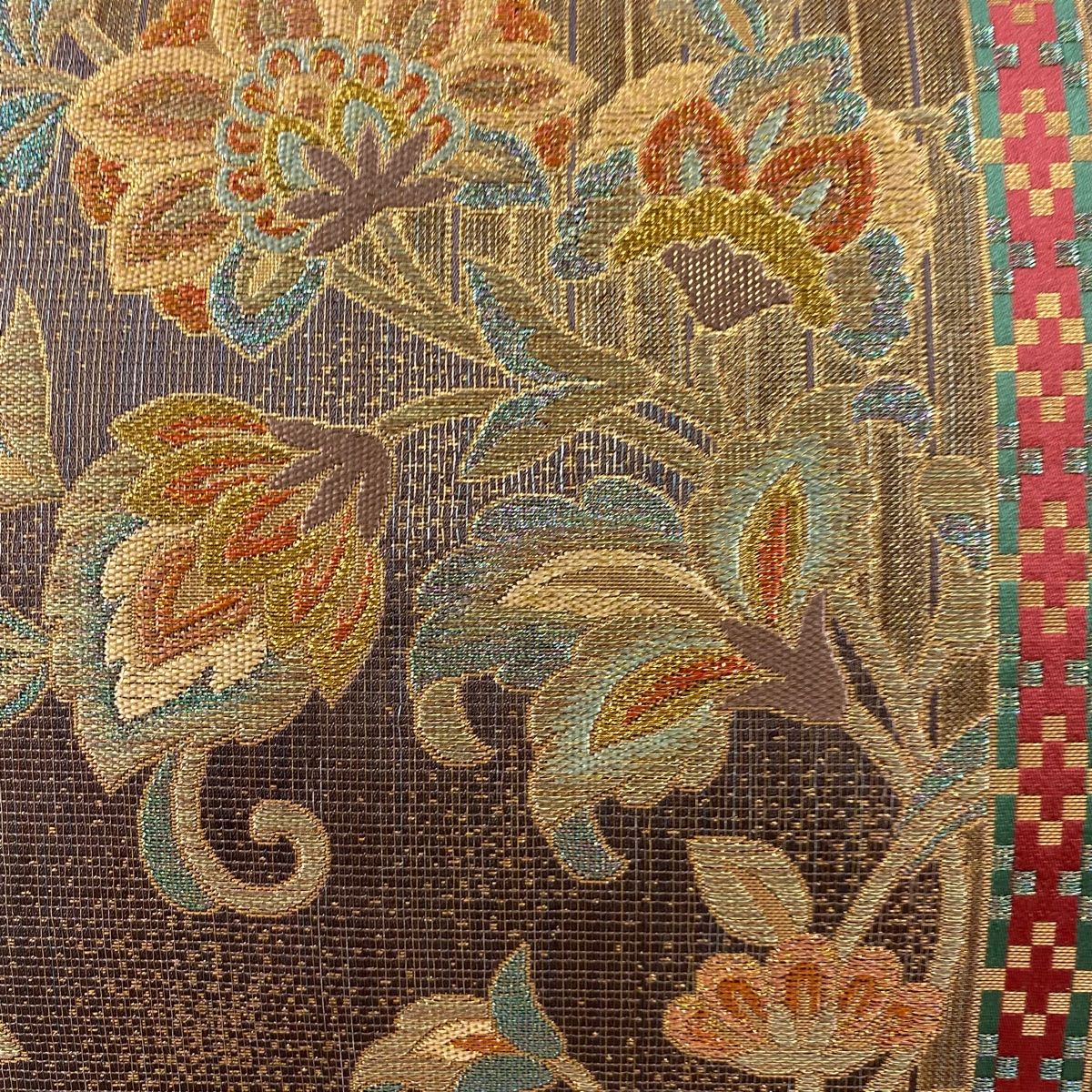 袋帯 秀品 花唐草 縞 箔 焦茶色 六通 正絹