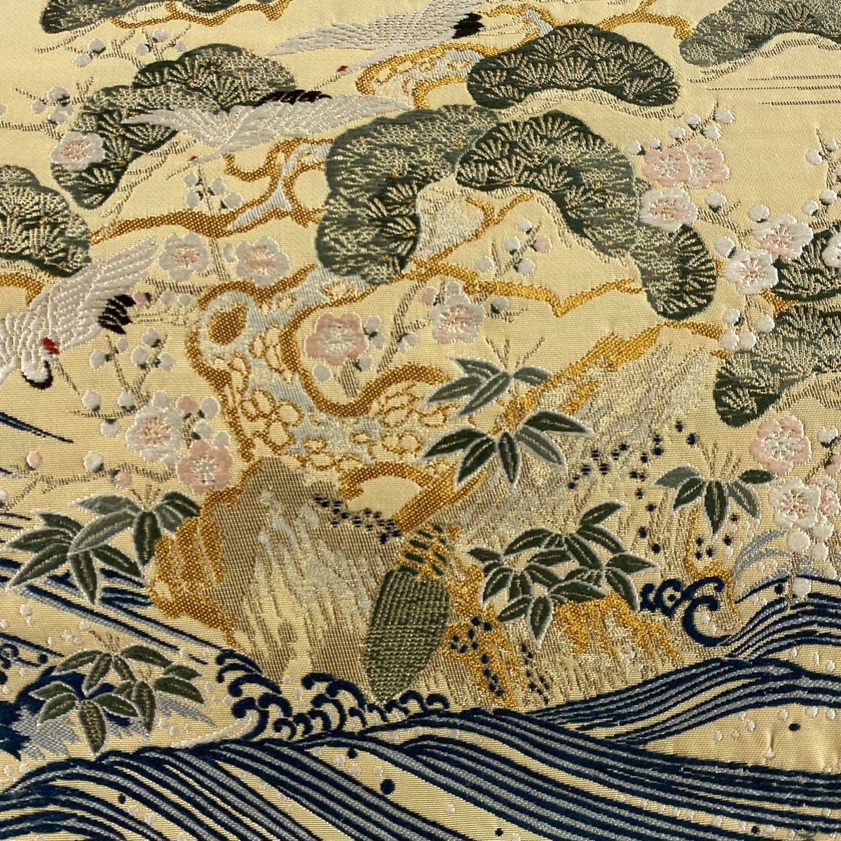 袋帯 秀品 松竹梅 波頭 箔 唐織 ベージュ お太鼓柄 正絹