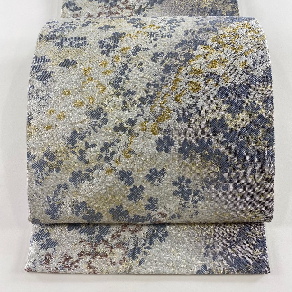袋帯 秀品 桜 金銀糸 箔 銀色 六通 正絹