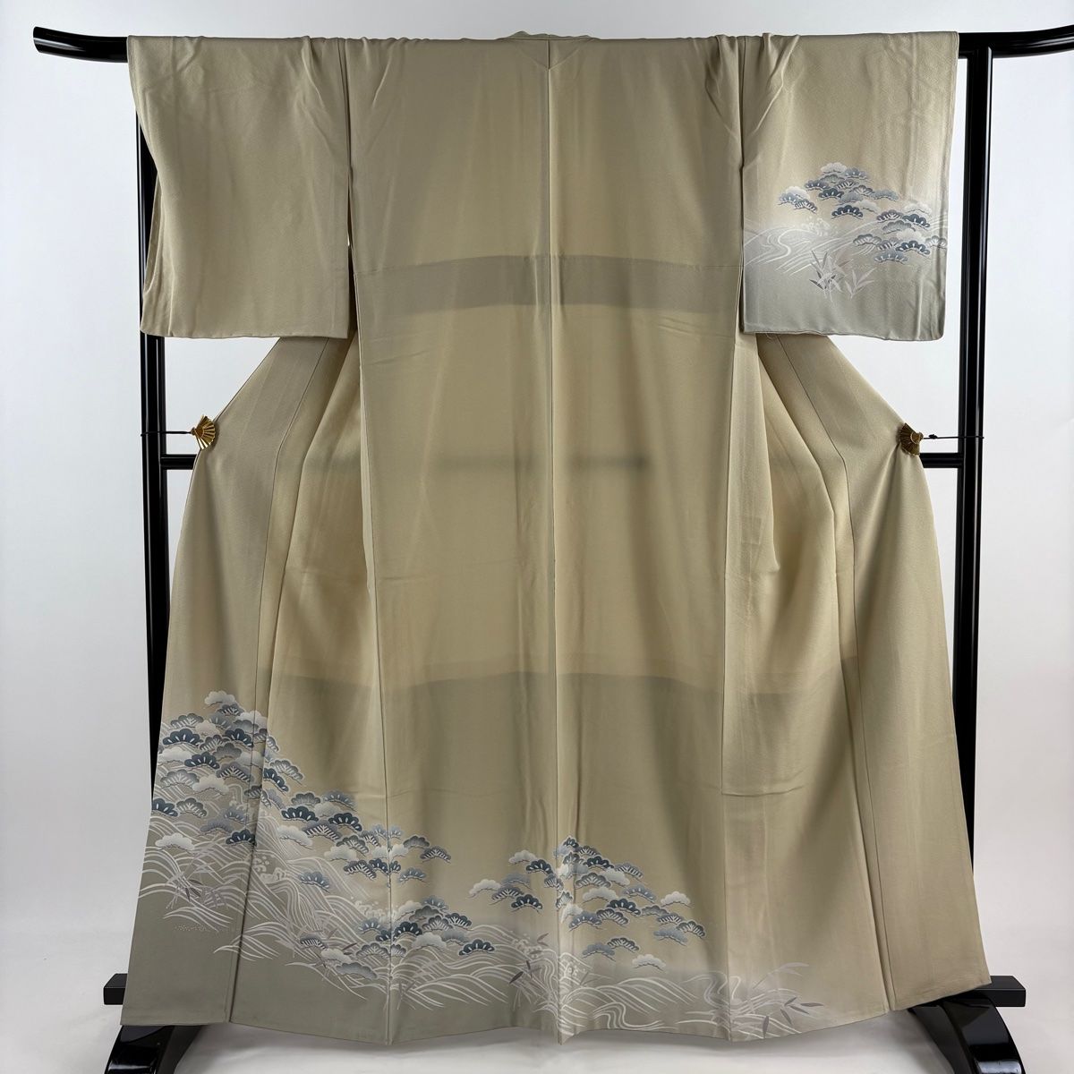 付下げ 身丈163cm 裄丈66.5cm M 袷 笠松 波 ぼかし 薄茶色 正絹 秀品