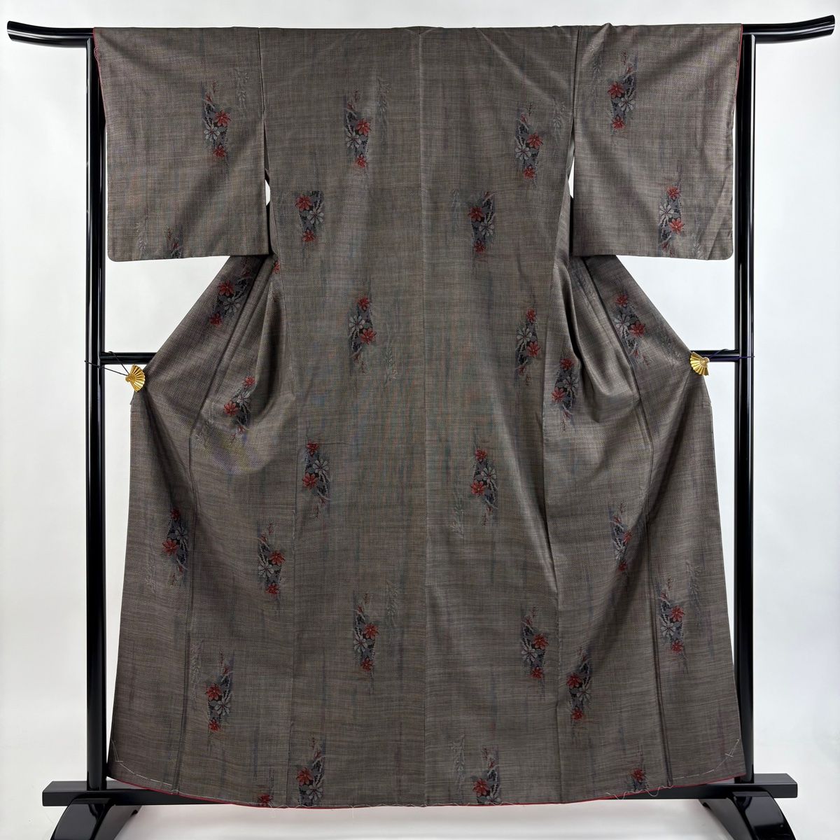 紬 身丈161cm 裄丈64cm M 袷 やまと 草花 シルエット 焦茶色 正絹 秀品