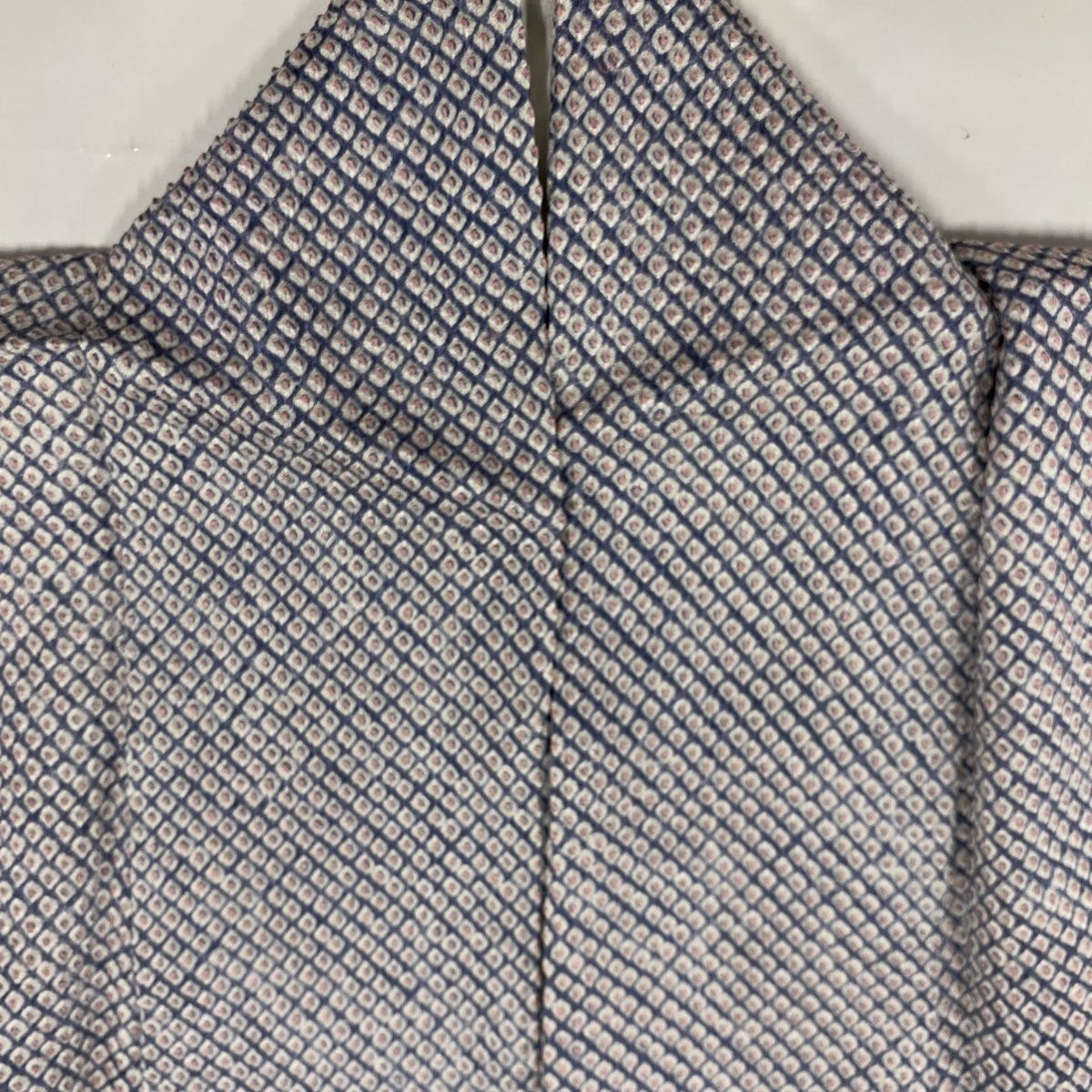 小紋 身丈165cm 裄丈66cm M 袷 鹿子総絞り 紺色 正絹 秀品 【中古