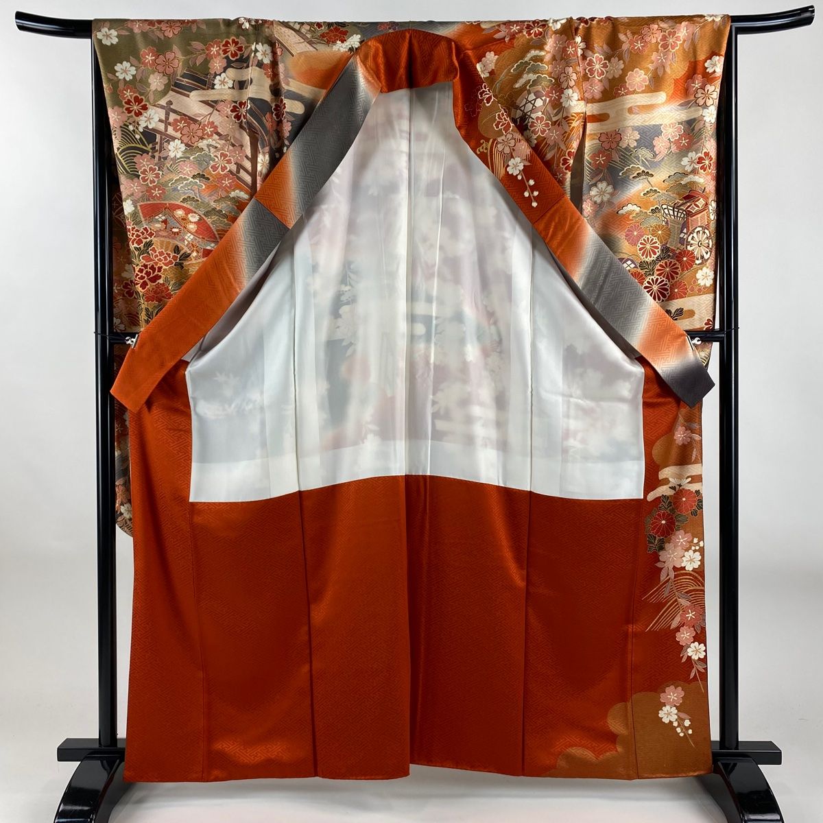 振袖 身丈169.5cm 裄丈62cm S 袷 菊 雪芝 金糸 刺繍 紺色 正絹 秀品 中古