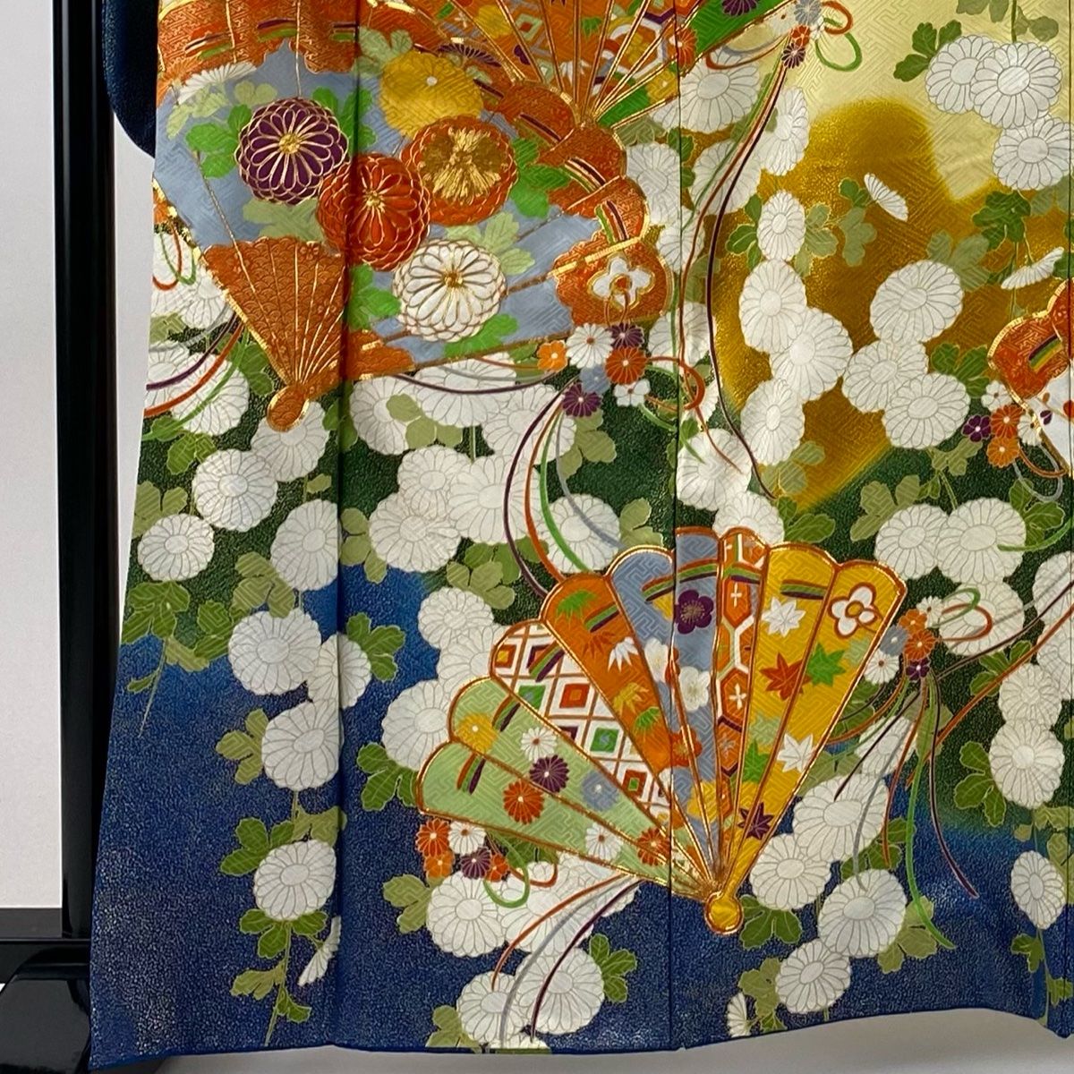 振袖フルセット 裄69.2cm 身丈163cm 辛子色正絹 L サイズ 2745 振袖 身丈163cm 裄丈67cm M 袷 檜扇 菊 金糸 金彩 薄黄 正絹 秀品