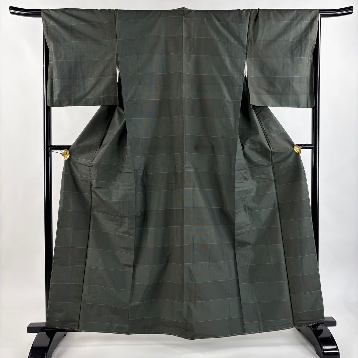紬 身丈161.5cm 裄丈66cm M 袷 やまと 縞 格子 灰緑 正絹 秀品