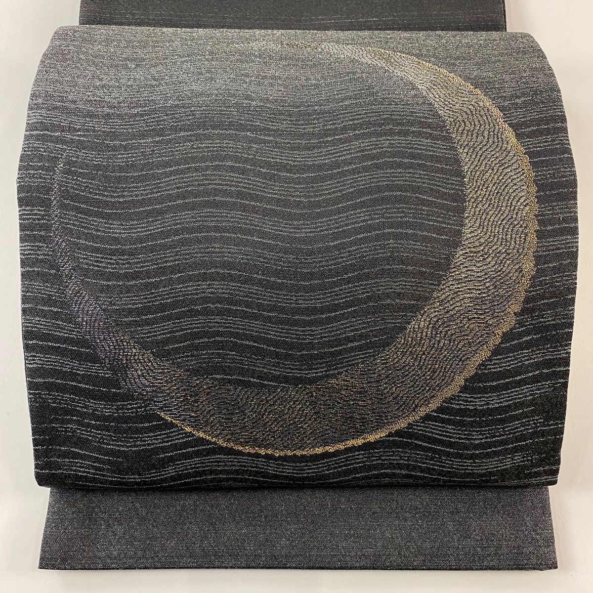 袋帯 リバーシブル 三日月 よろけ縞 箔 墨色 お太鼓柄 正絹