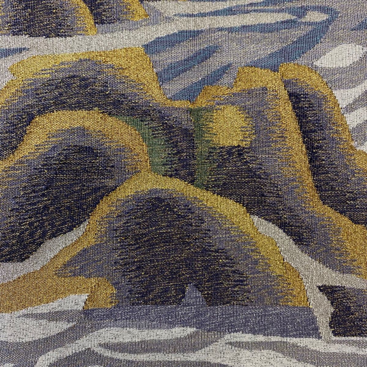 袋帯 岩 波 金銀糸 銀色 お太鼓柄 正絹