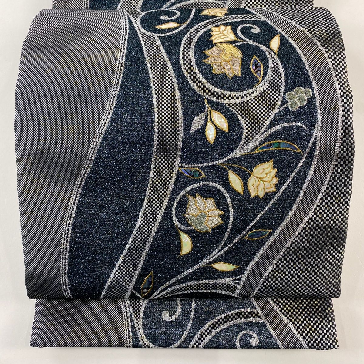 袋帯 花唐草 市松 螺鈿 箔 青緑 お太鼓柄 正絹